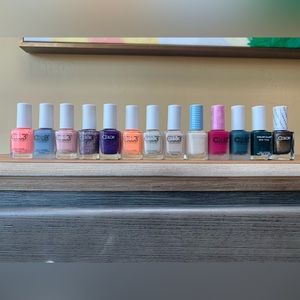 Color club 13 nail polish